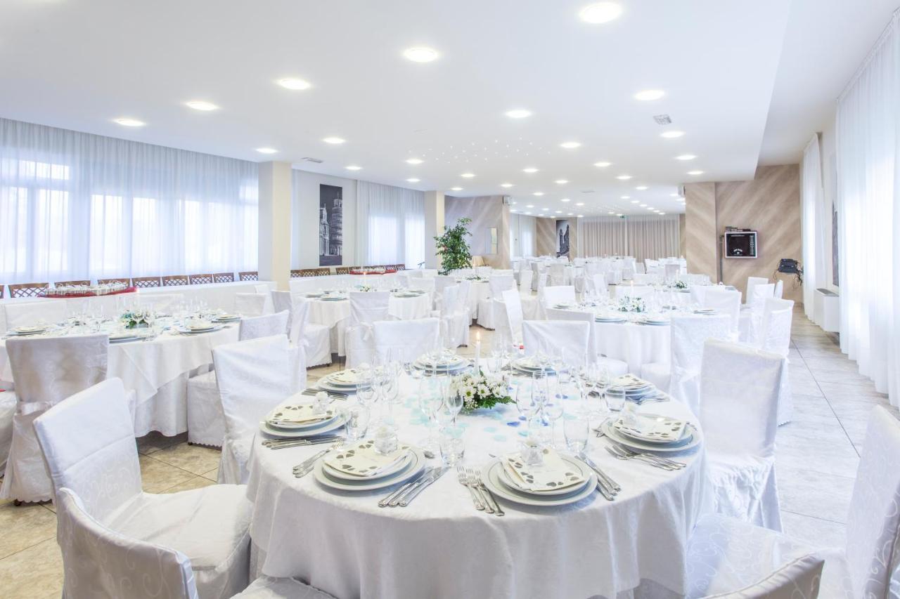 Hotel Ristorante Paladini Каризио Экстерьер фото